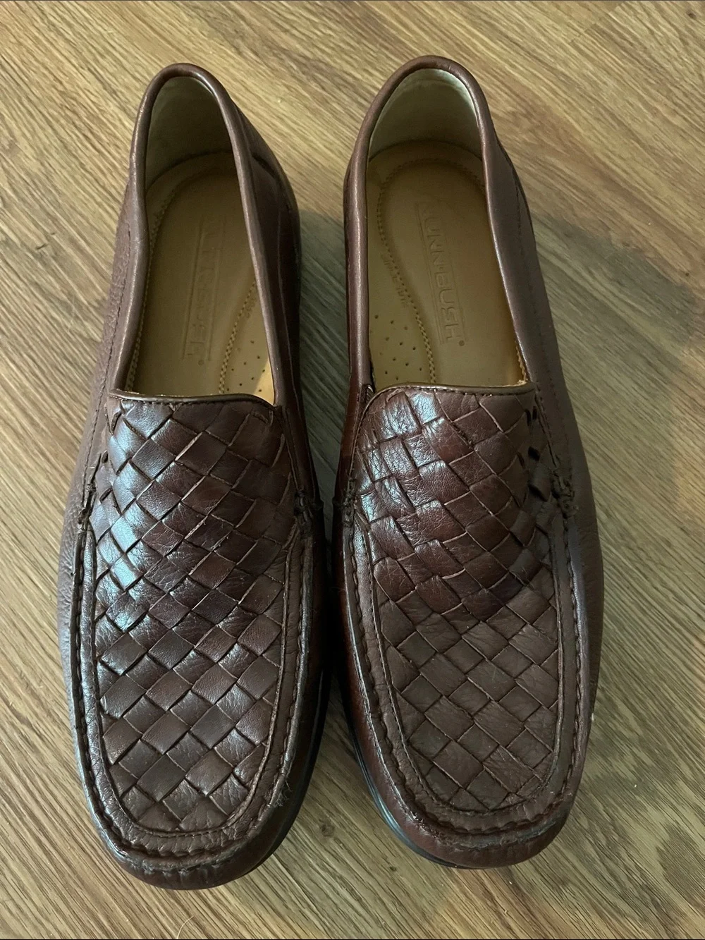 EUC Nunn Bush Brown woven leather comfort Loafers Size 10